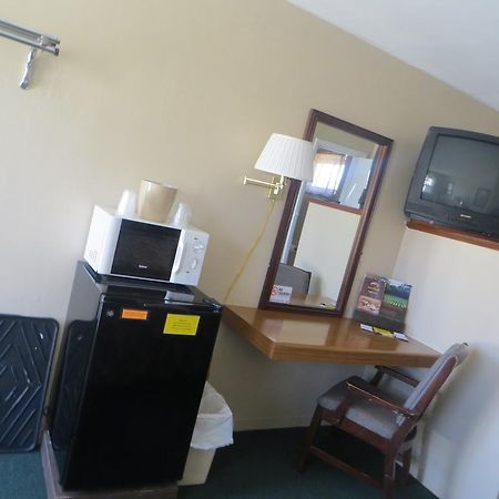 Budget Inn Denison Ngoại thất bức ảnh