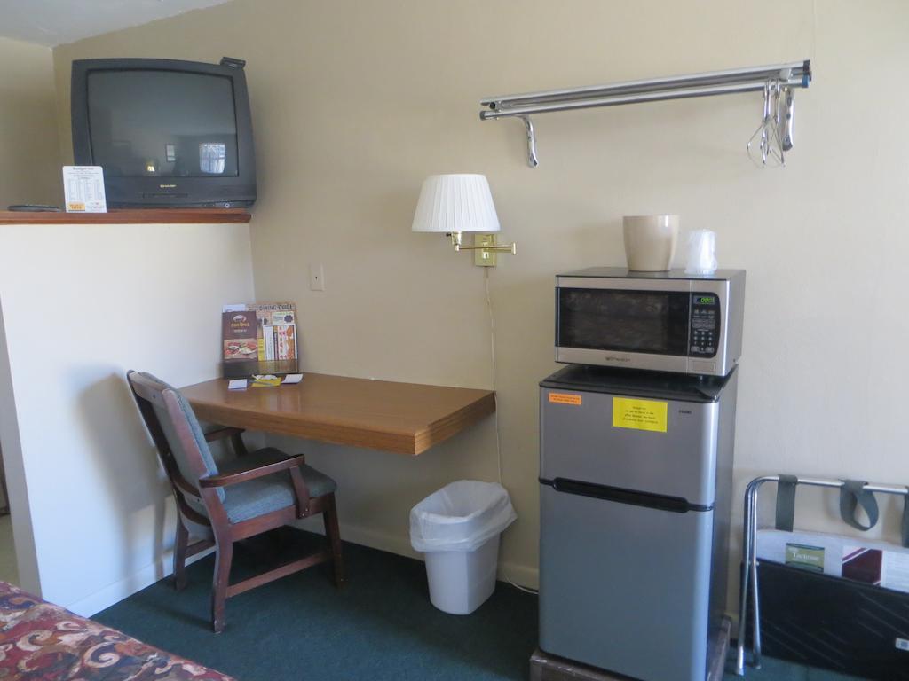 Budget Inn Denison Ngoại thất bức ảnh
